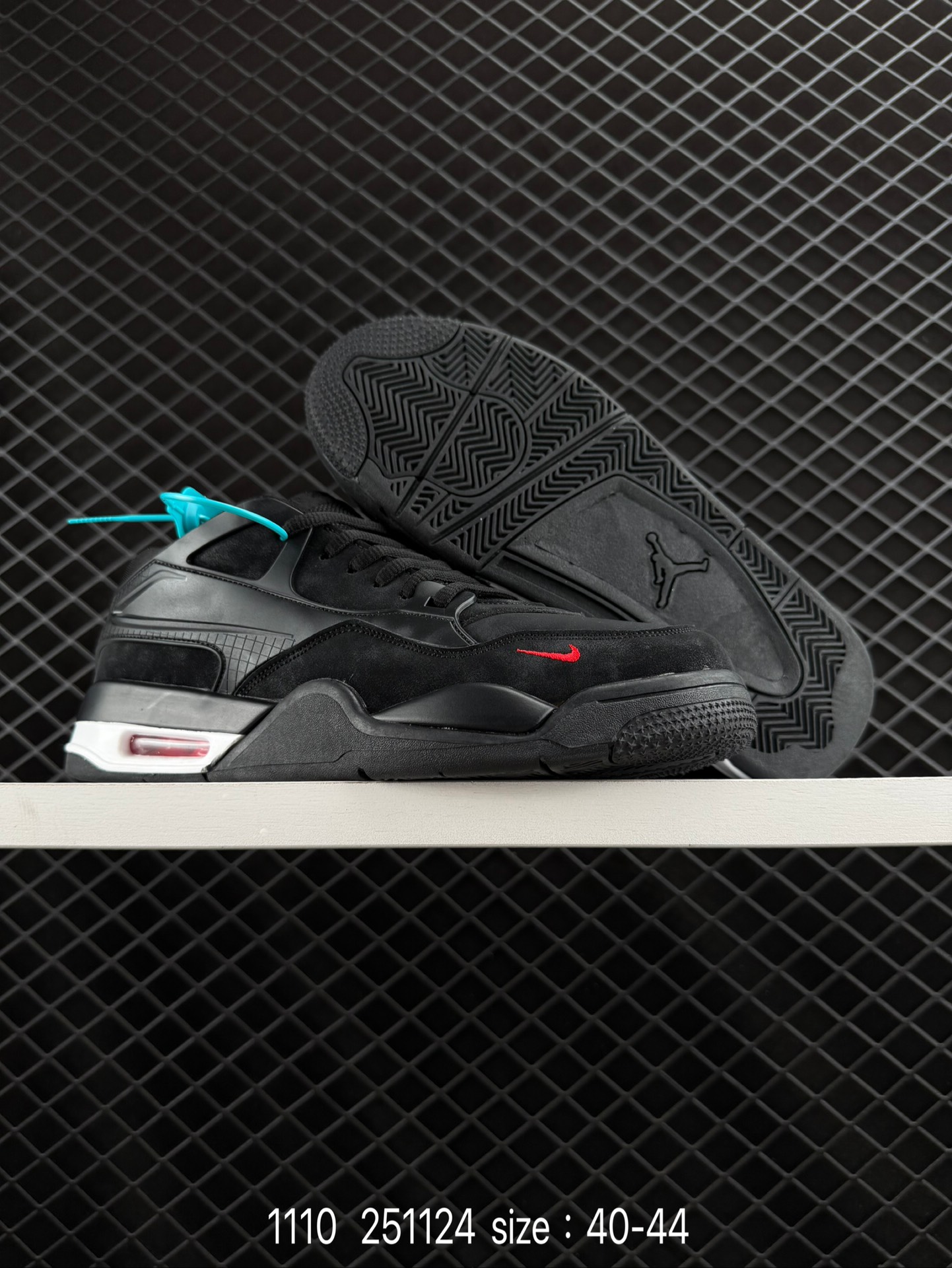 NK Wmns Air Jordan 4 Retro RM